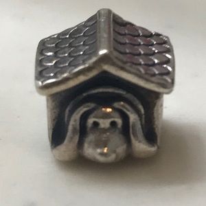❗️RARE❗️ Pandora Doghouse & Heart Charm